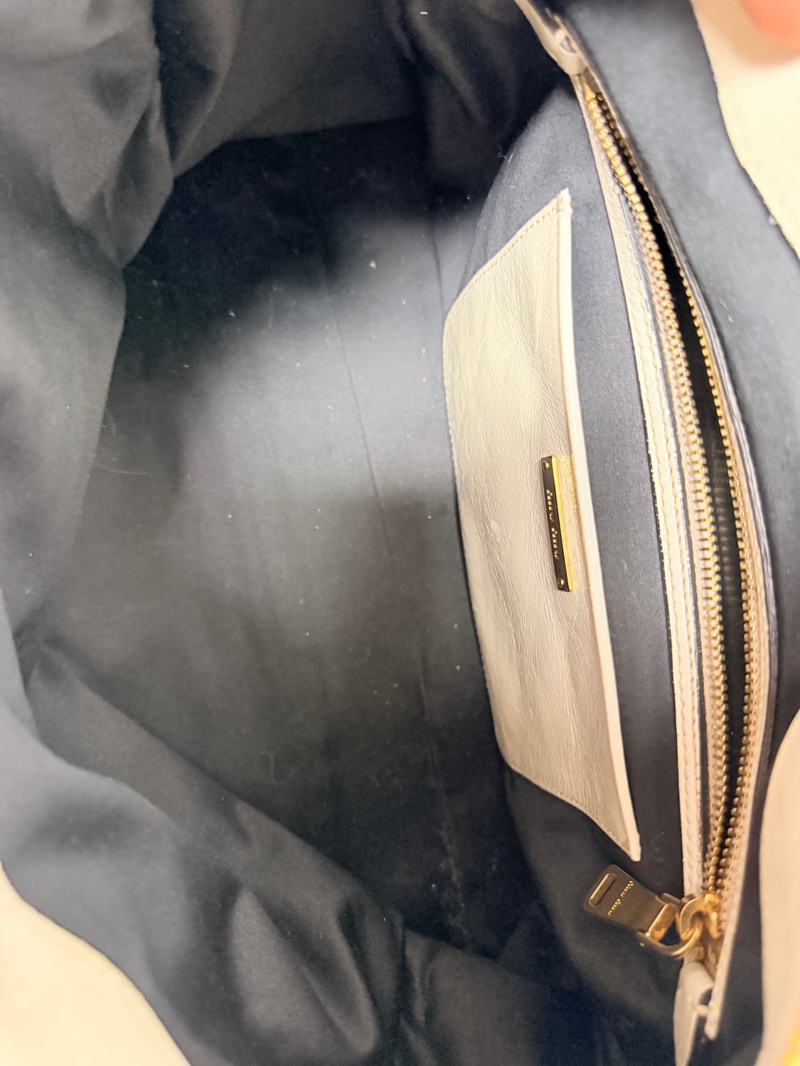 [정품] 미우미우 비텔로 샤인 투웨이백  상품이미지8