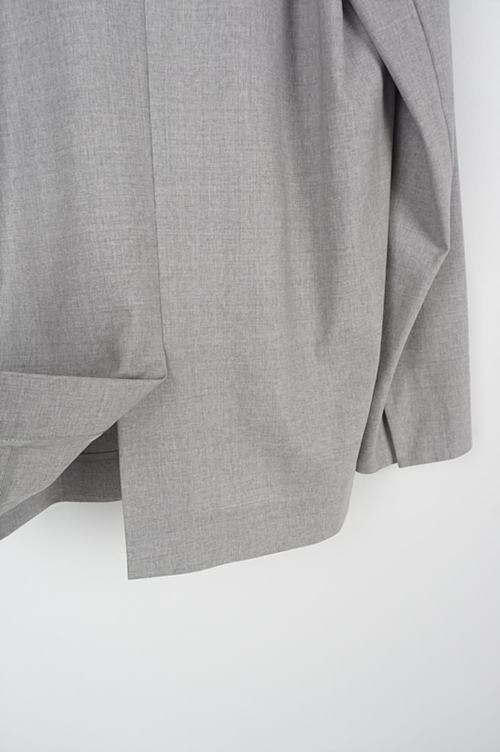  GALERIE VIE deep V-neck pullover blouse 상품이미지5