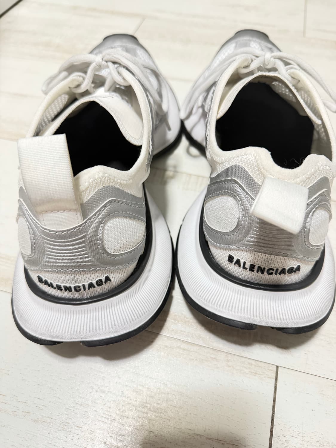 발렌시아가 서킷 실버 40e 상품이미지6