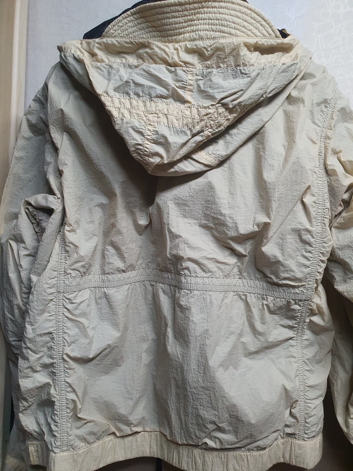 스톤아일랜드 맴브라나 바람막이 자켓  상품이미지10