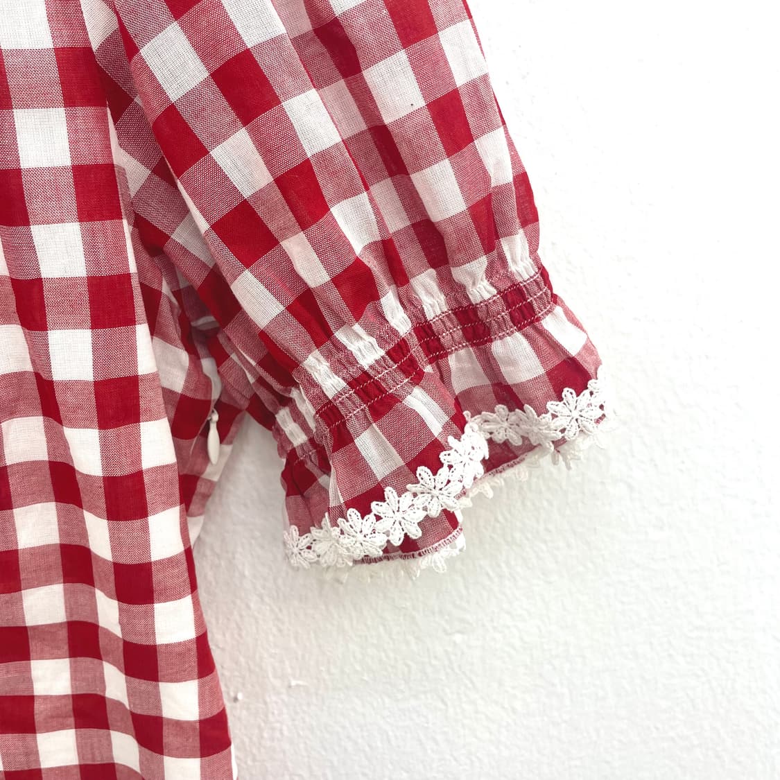 Pink House red gingham lace-up blouse 상품이미지5