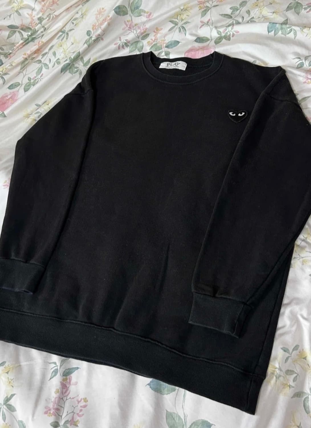 꼼데가르송 맨투맨 블랙 상품이미지1