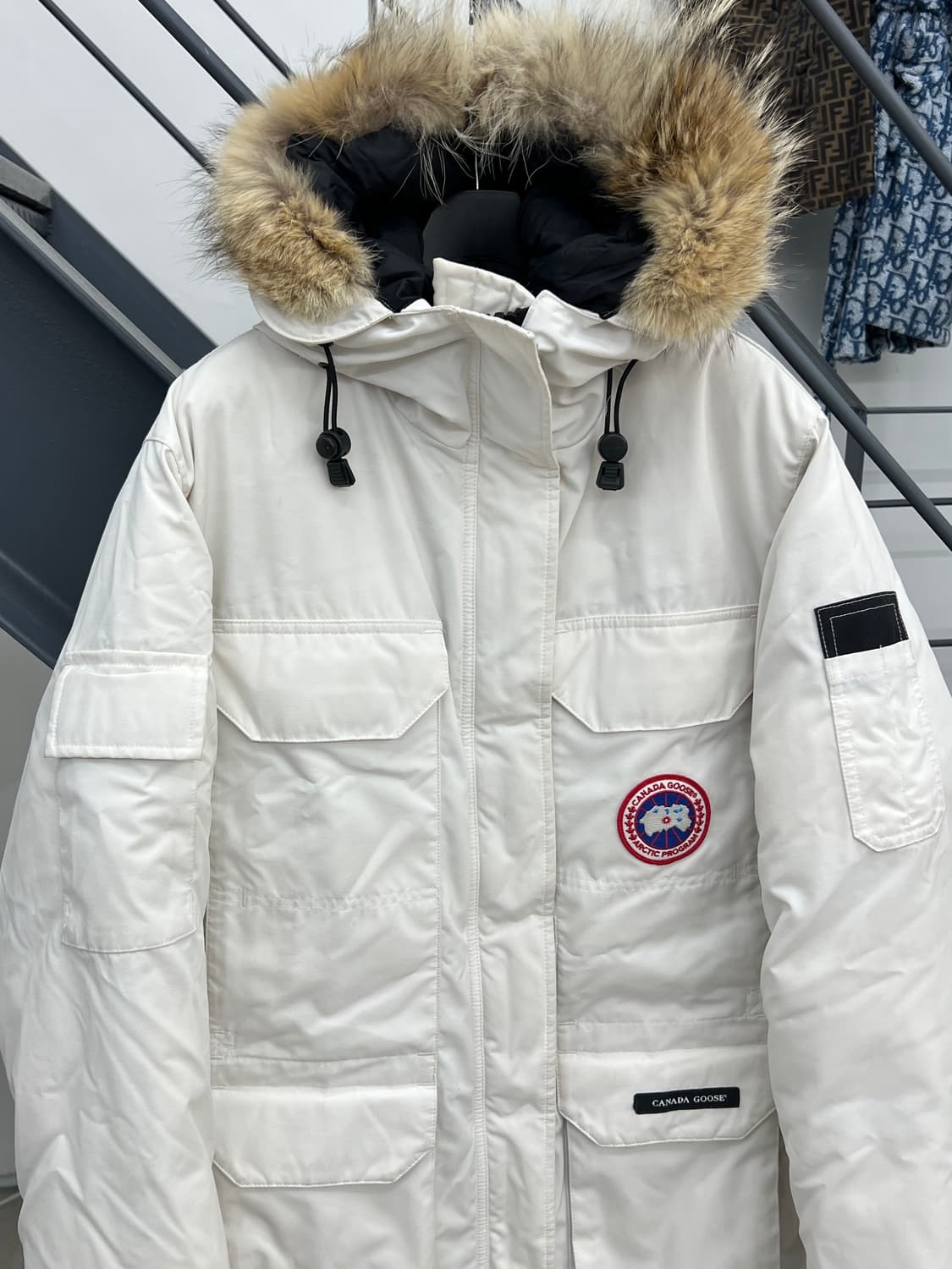 캐나다구스 익스페디션 파카 화이트 / 우먼 L 상품이미지2