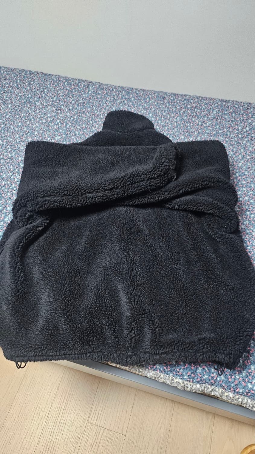 발렌시아가 플리스 상품이미지6