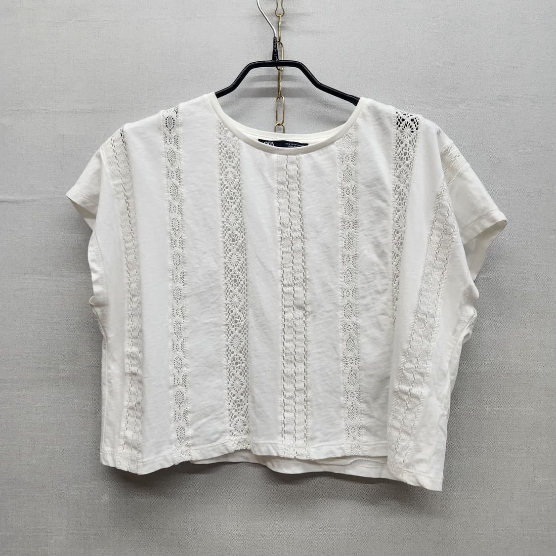 자라 ZARA 펀칭 자수 레이스 크롭 반소매 S(M) 상품이미지1