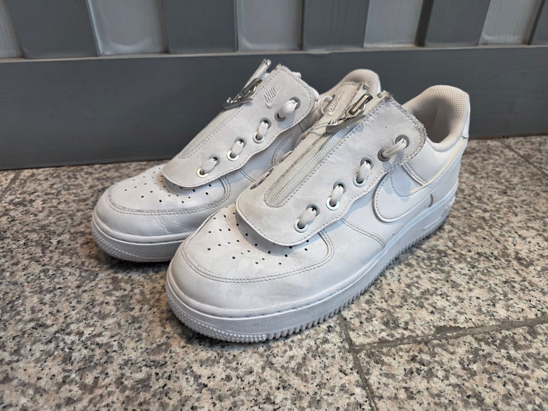 나이키 에어 포스 1 로우 슈라우드 275 상품이미지1