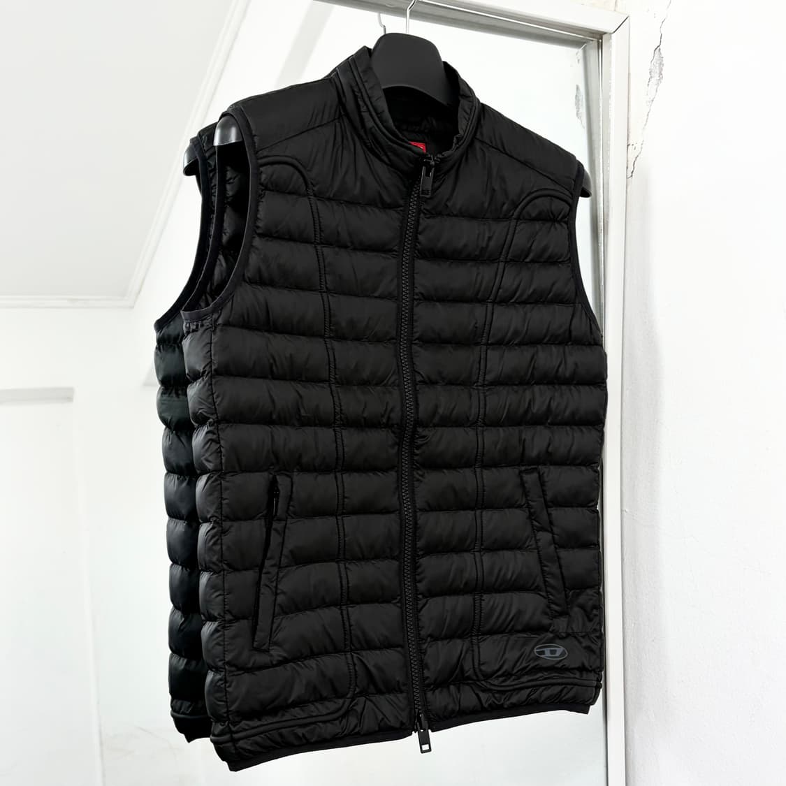 디젤 W-호킬 경량 패딩 베스트 상품이미지5