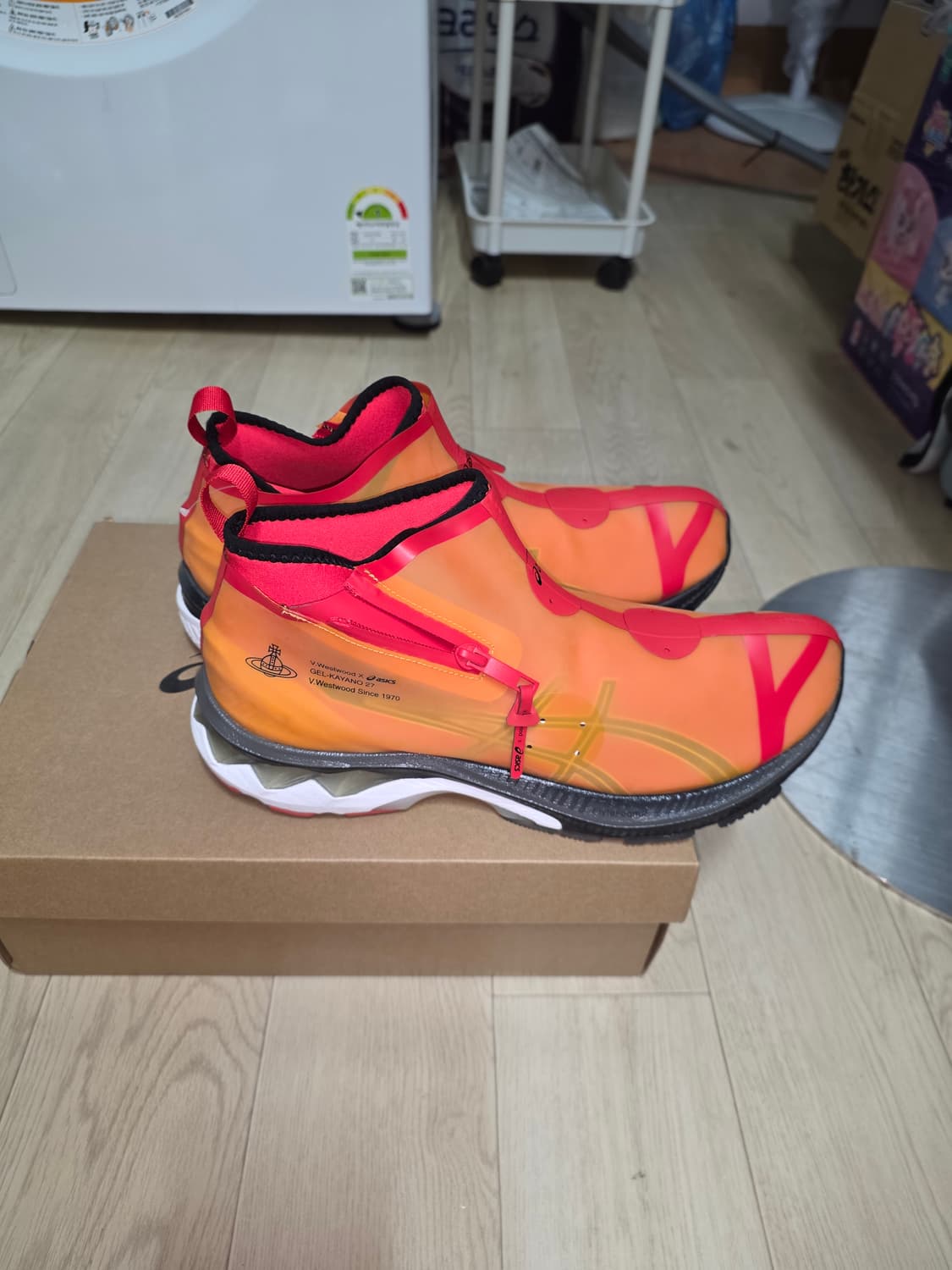 아식스(ASICS) 젤 카야노 27 LTX × 비비안웨스트우드 상품이미지3