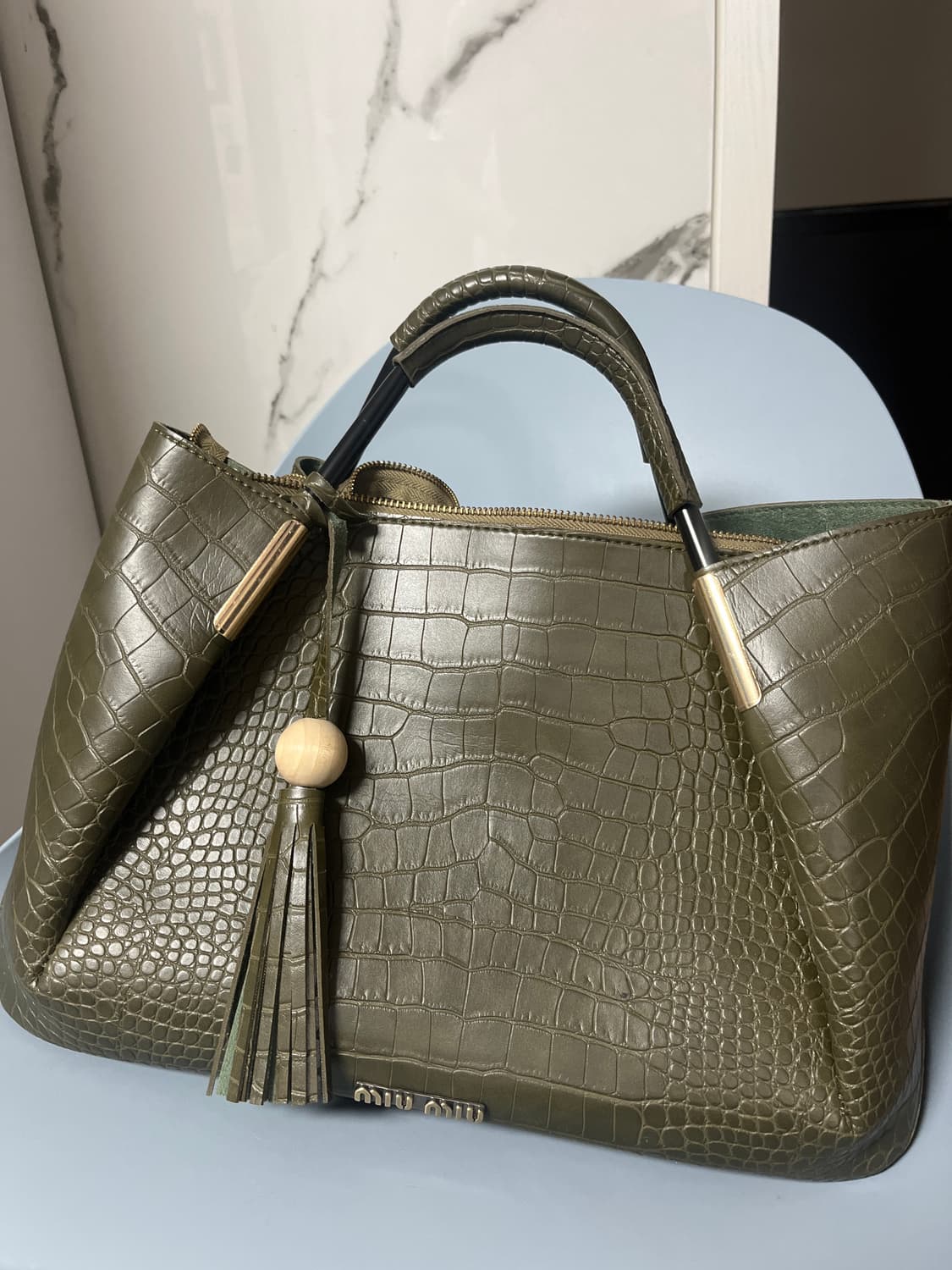 미우미우 토트백 상품이미지1