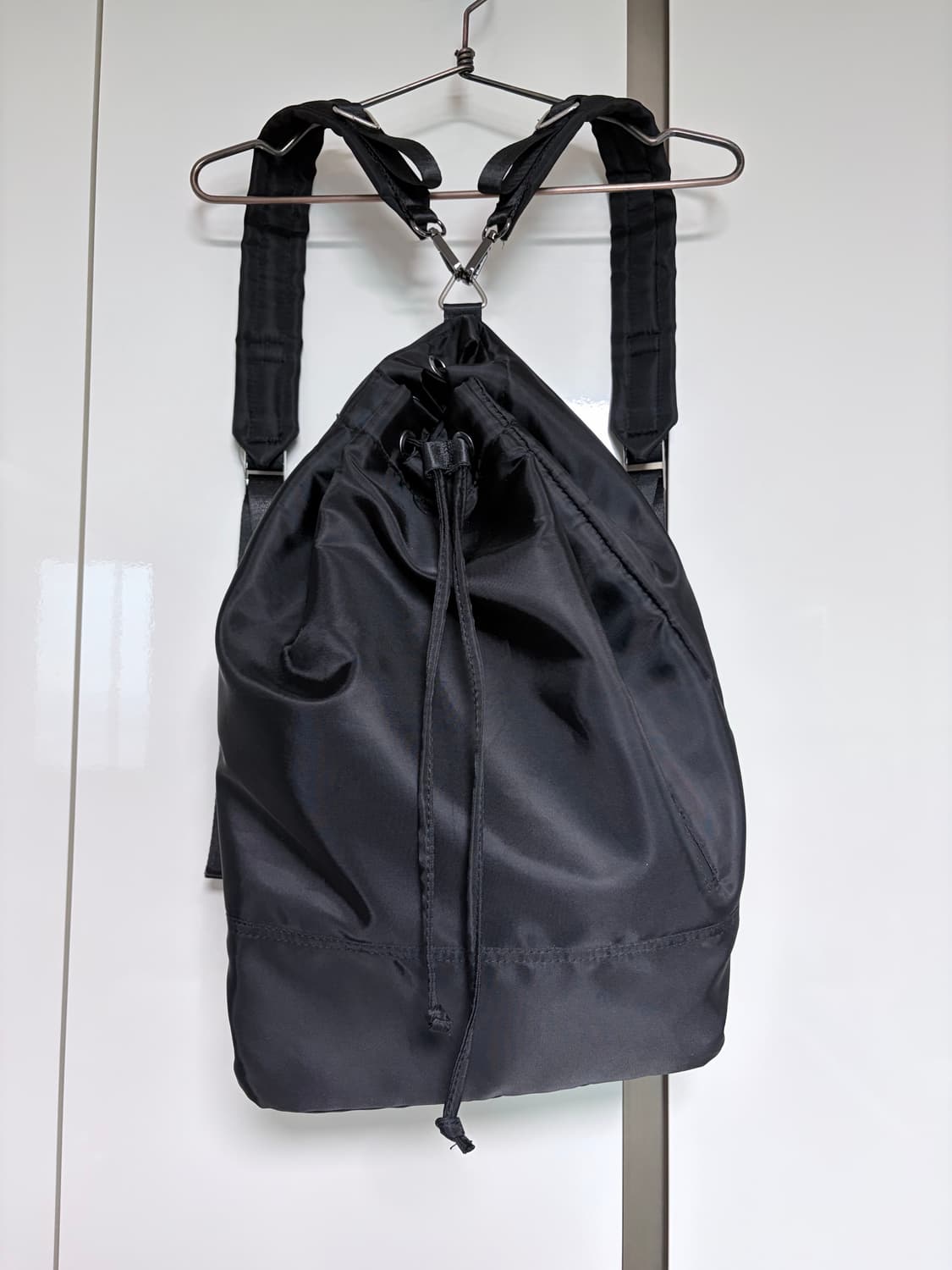 (새상품) 드로우 스트링 백팩 블랙 상품이미지1