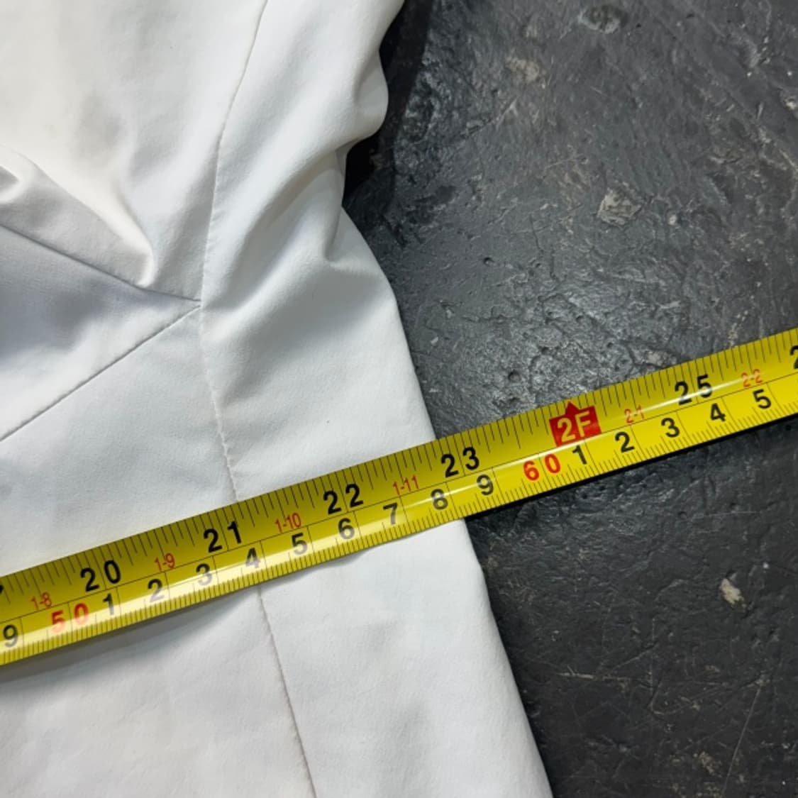 100 데상트 바람막이 상품이미지7