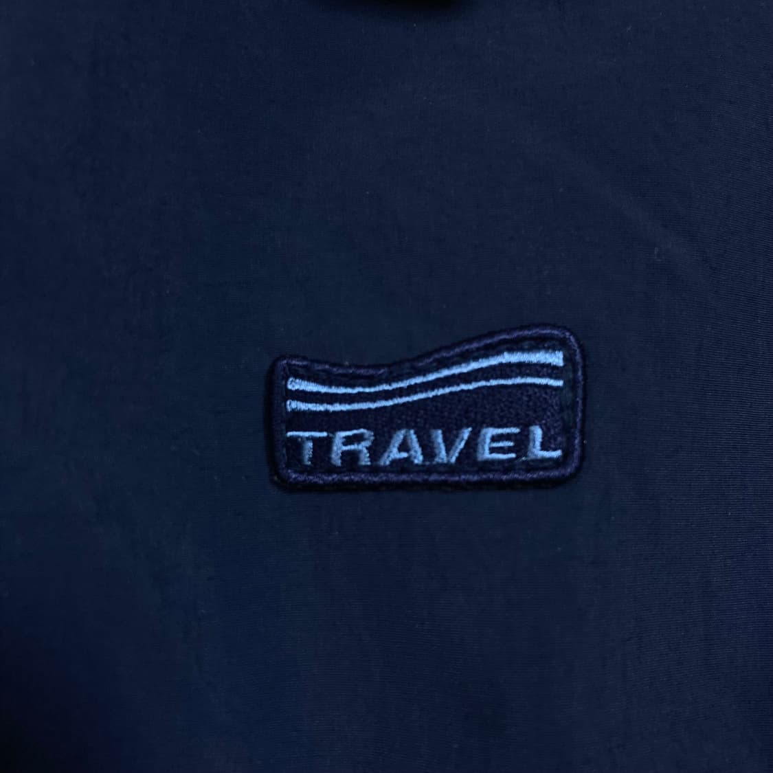 트래블 스몰 로고 네이비 아노락 바람막이 상품이미지2