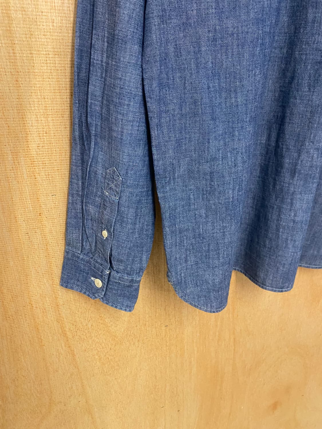 American Eagle Outfitters chambray shirt 상품이미지6