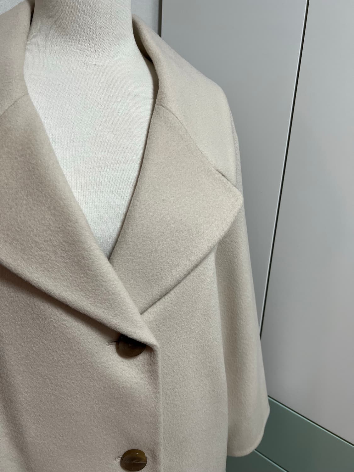 크로커다일 아이보리 코트 95 상품이미지6