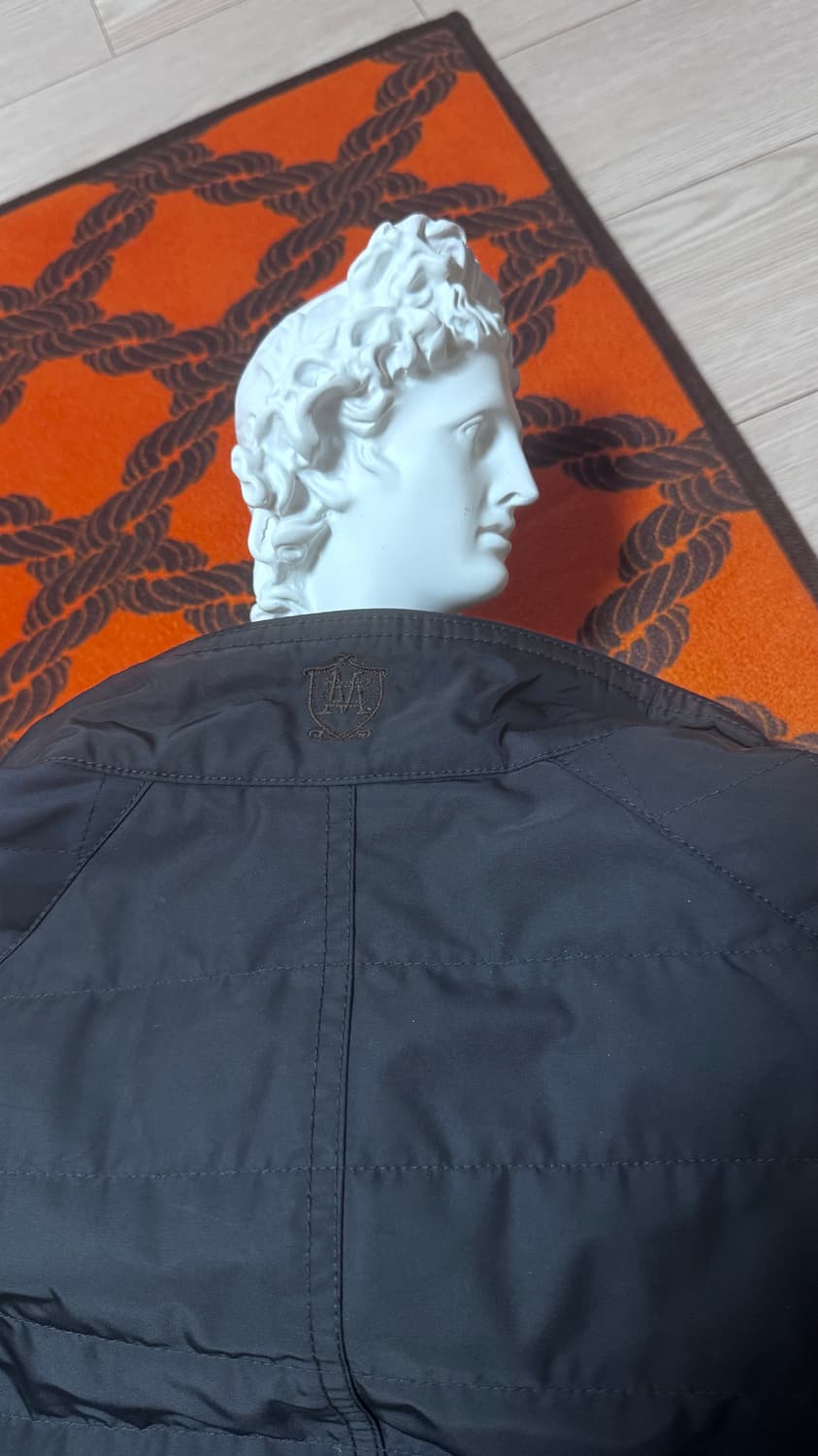 정품 Massimo Dutti 라이트 패딩 네이비 M 상품이미지3