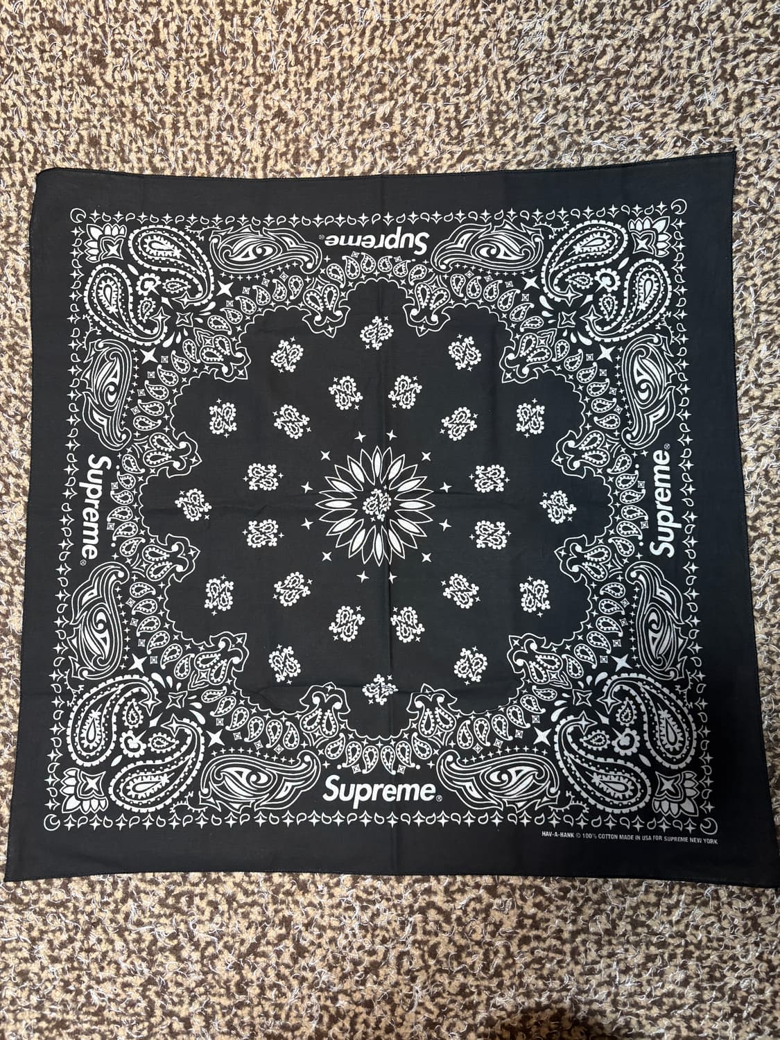 슈프림 페이즐리 반다나 블랙/네이비 상품이미지2