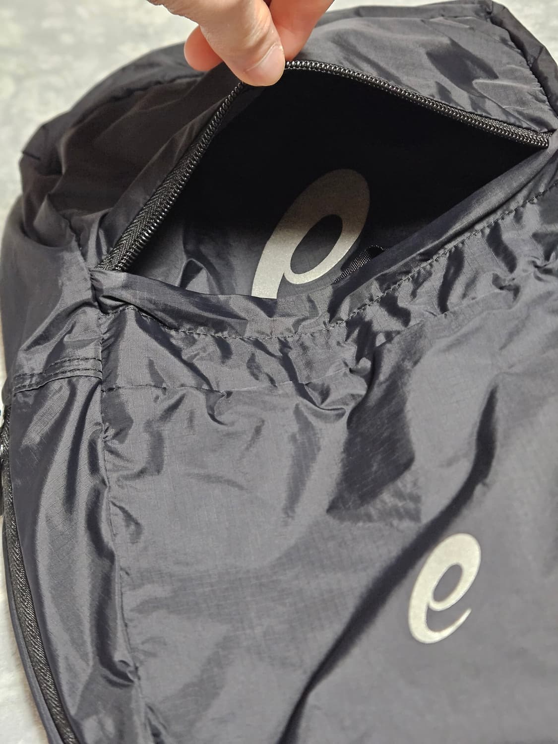 아식스 나일론 패커블 경량 백팩 상품이미지4