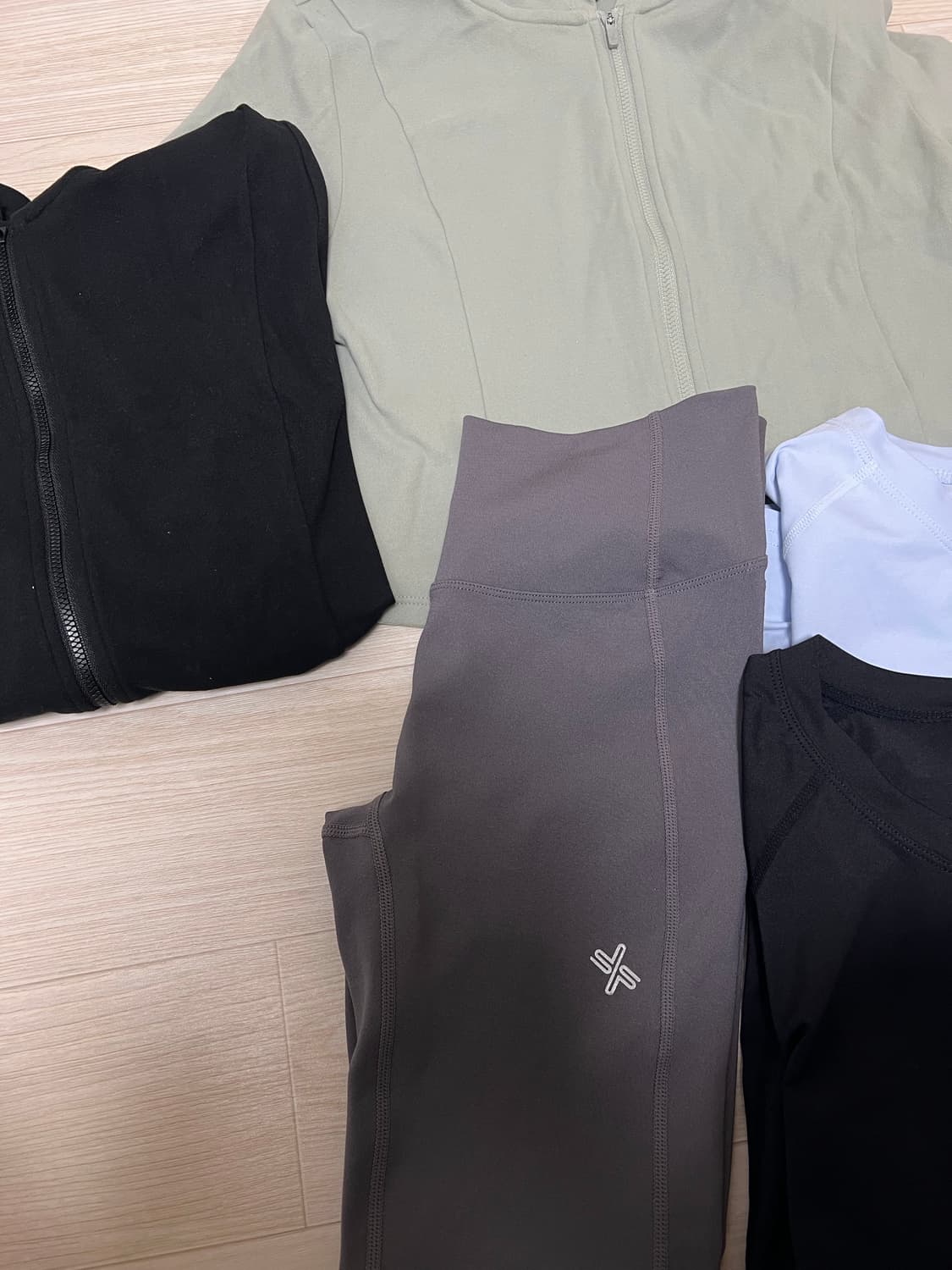 젝시믹스 운동복 세트/아이스페더 숏슬리브 반팔M, 네오플레시 레깅스M 상품이미지3