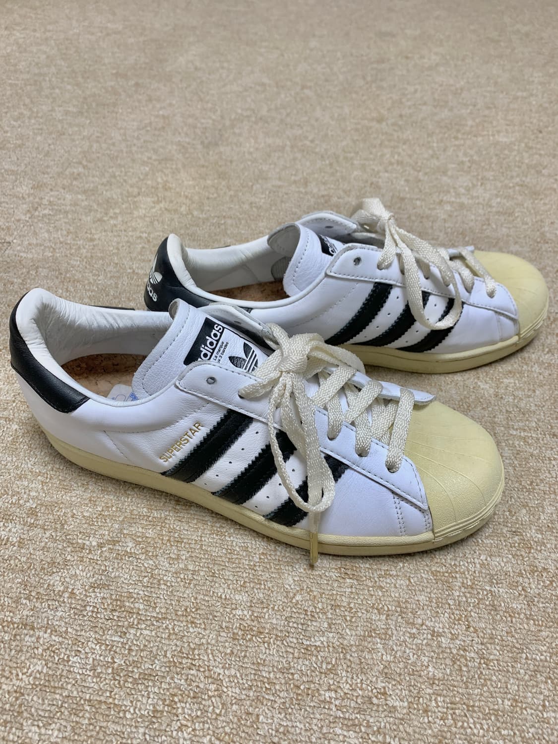 아디다스 슈퍼스타 프리미엄 빈티지 오리지널 FV2831  상품이미지4