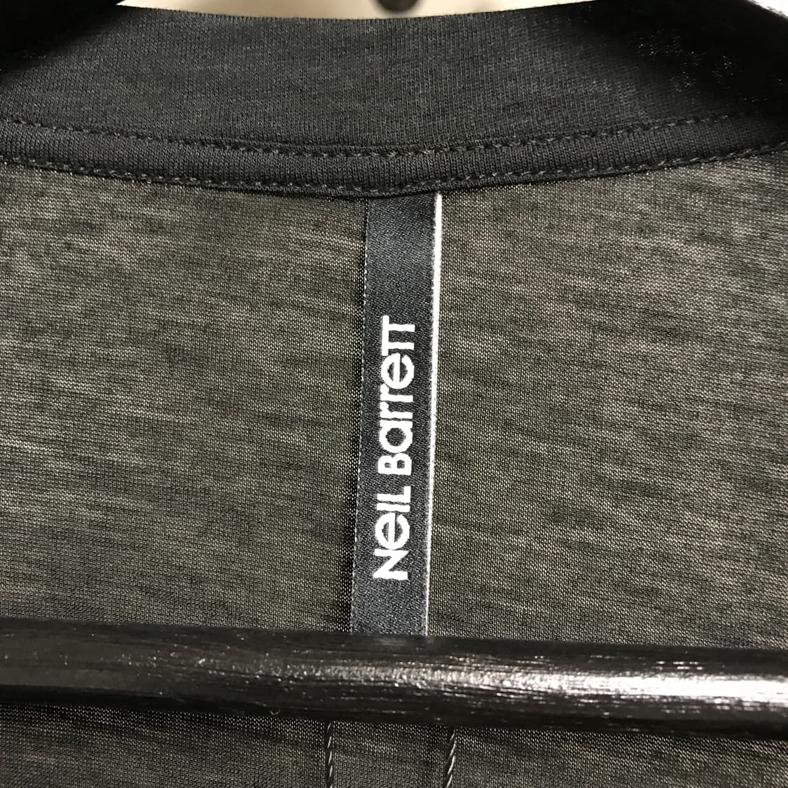 닐바렛 블랙 반팔 티셔츠 XXS(W) 상품이미지4