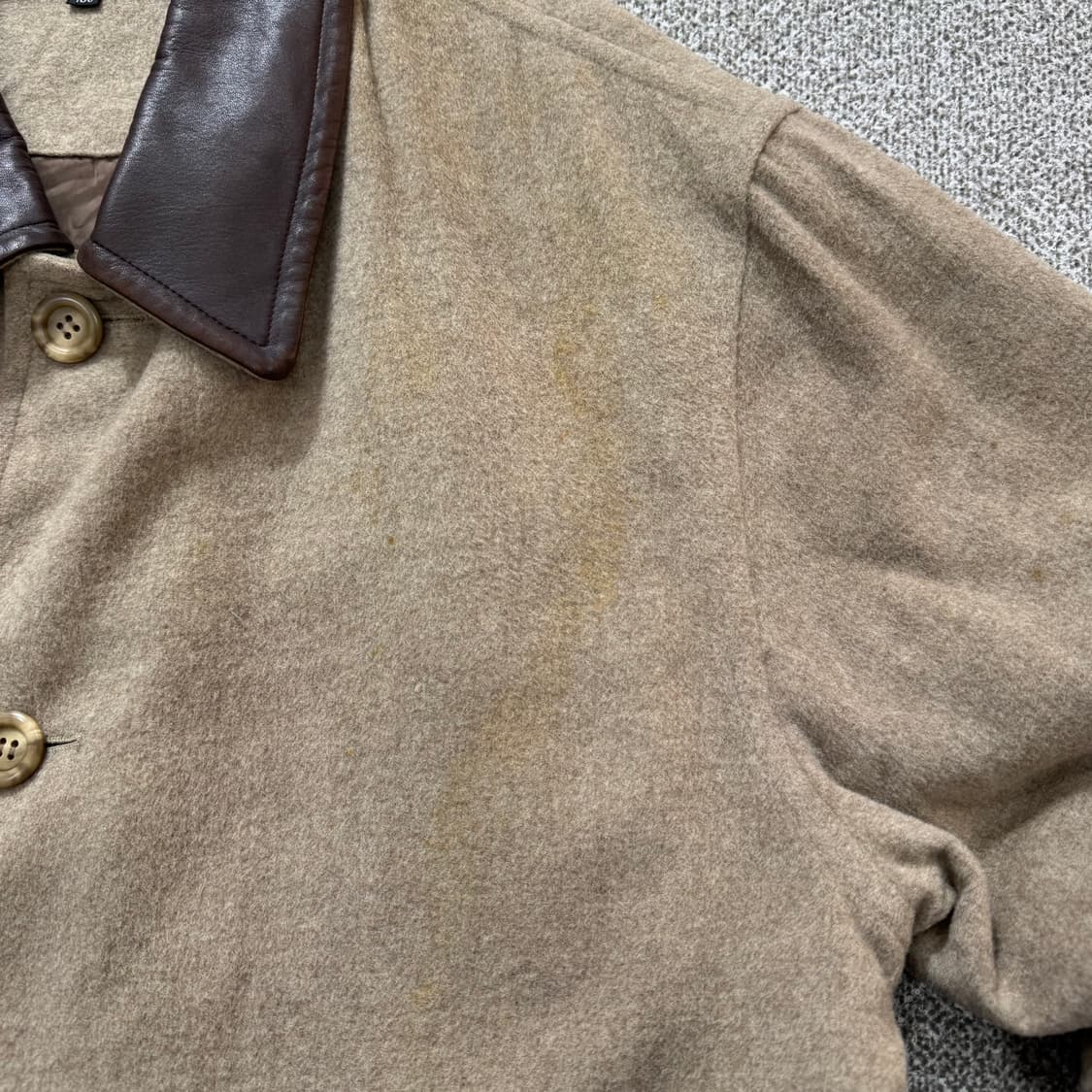 입생로랑 레더넥 코트 상품이미지6