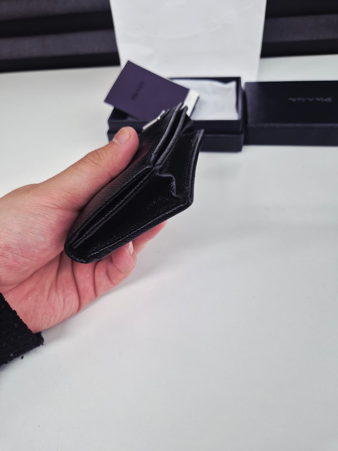 프라다 사피아노 남성 카드지갑 상품이미지8