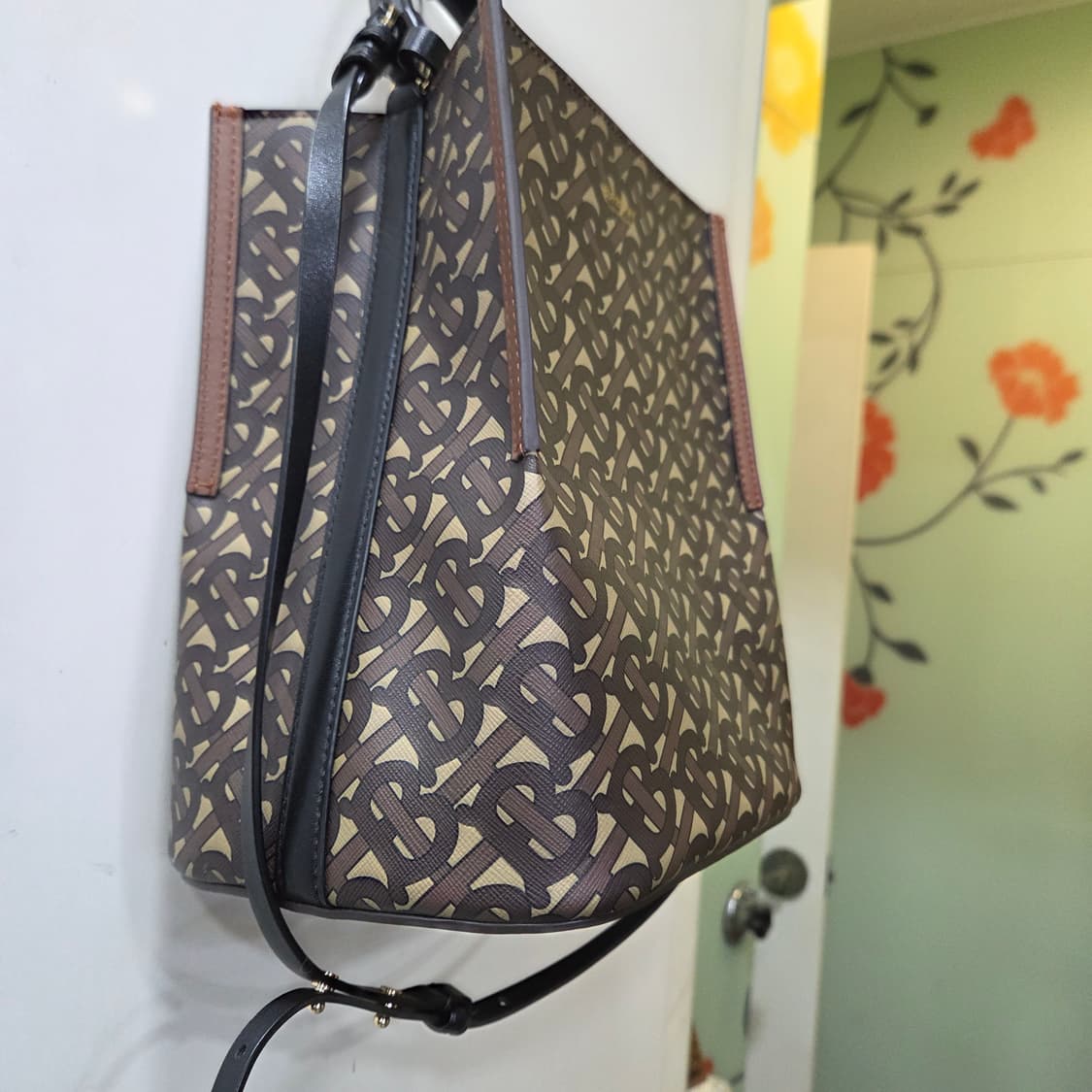 버버리 버킷 2way 상품이미지3