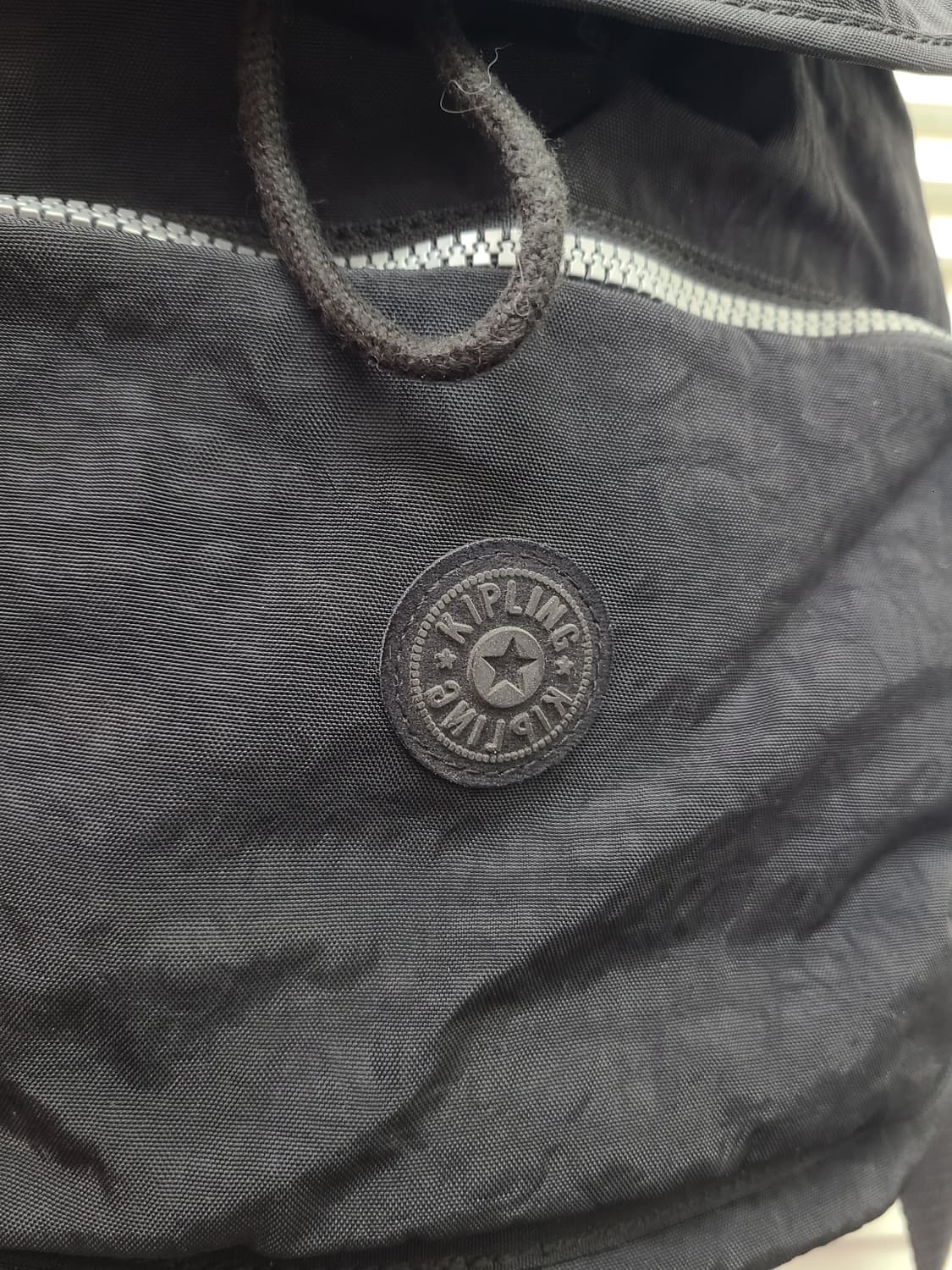 키플링 라비에르 블랙 백팩 상품이미지2