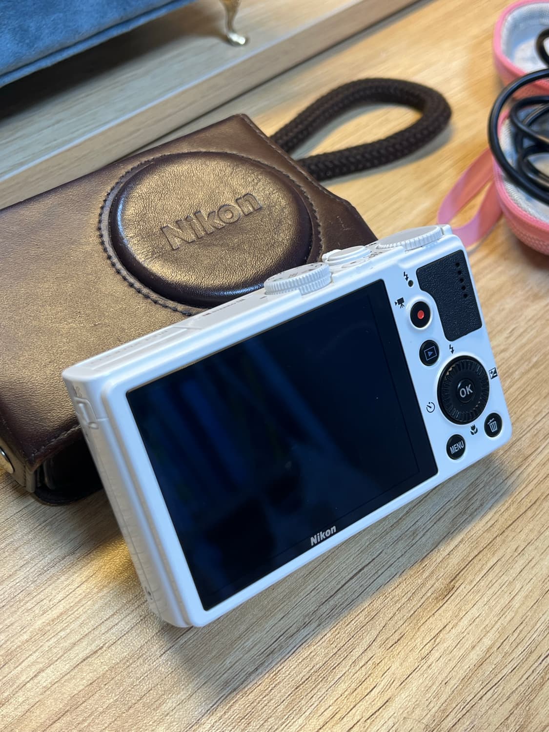 니콘 쿨픽스 P310 디카 화이트 / 작례 상품이미지5