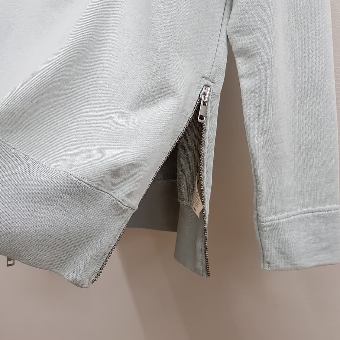 쟈딕앤볼테르 사이드 지퍼 맨투맨 M사이즈 상품이미지2