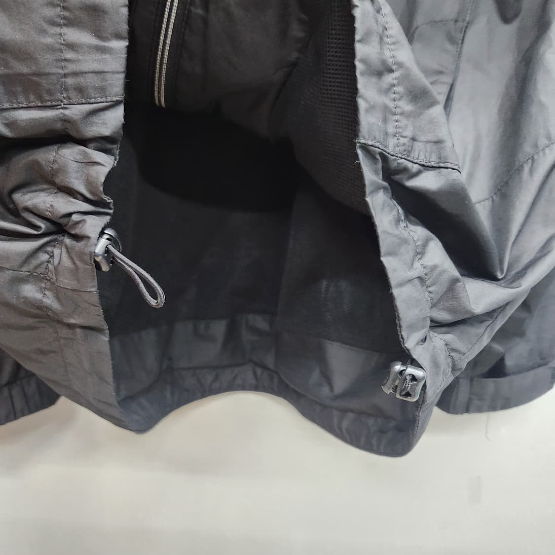 아디다스 오리지널 로고 삼선 스트링 후드 바람막이100(L) 상품이미지4