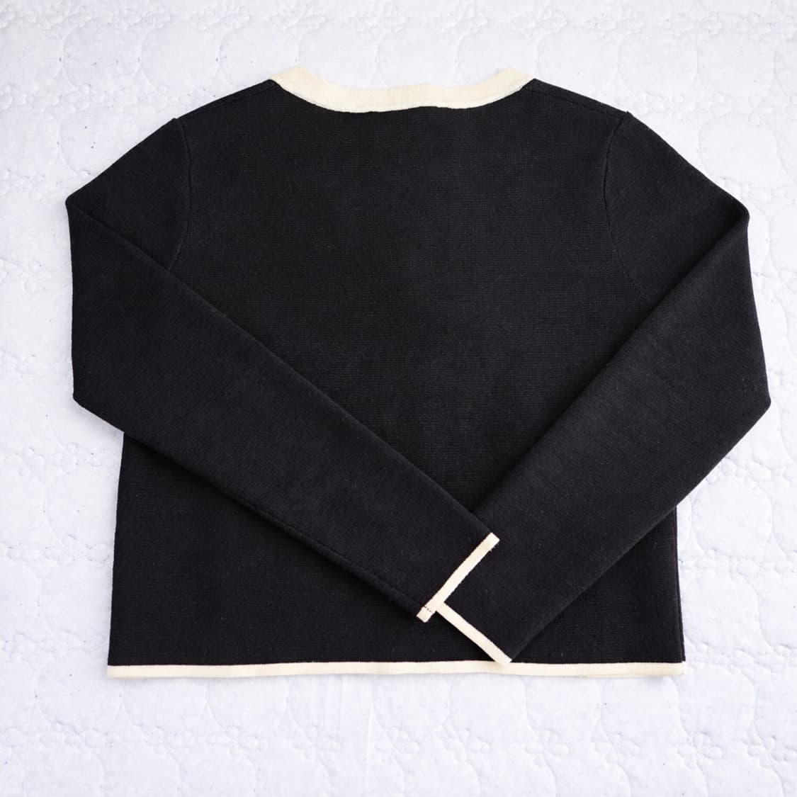 자라 ZARA 블랙 배색 가디건 S사이즈 상품이미지2