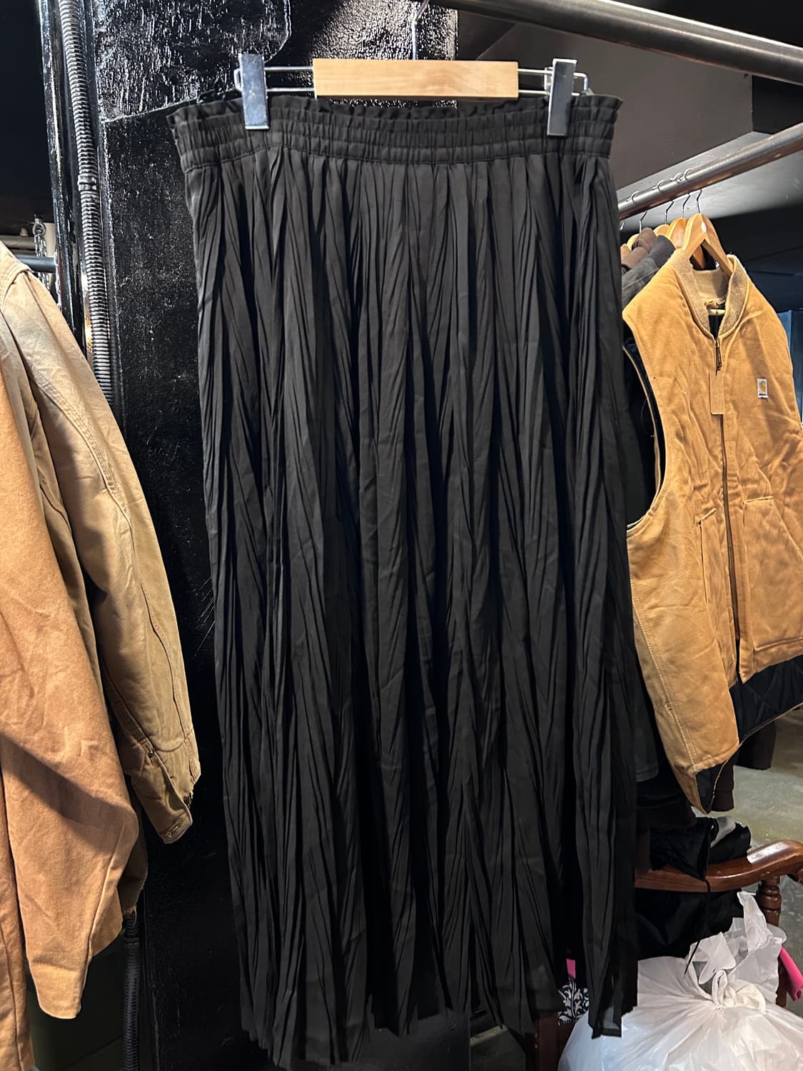 09. Black crinkle fleats Skirt 상품이미지2