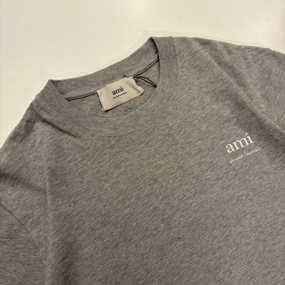 [S] 아미 알렉산드로 마티우시 스몰 로고 반팔 티셔츠 그레이 B315 상품이미지3