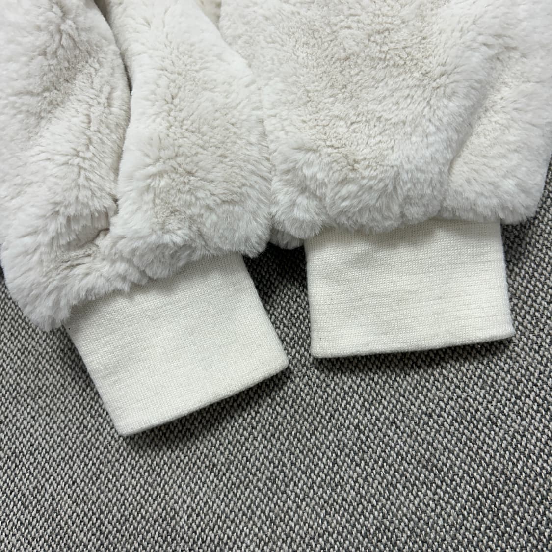 노스페이스 우먼스 아이보리 후드 쉐르파 자켓(M) 상품이미지4