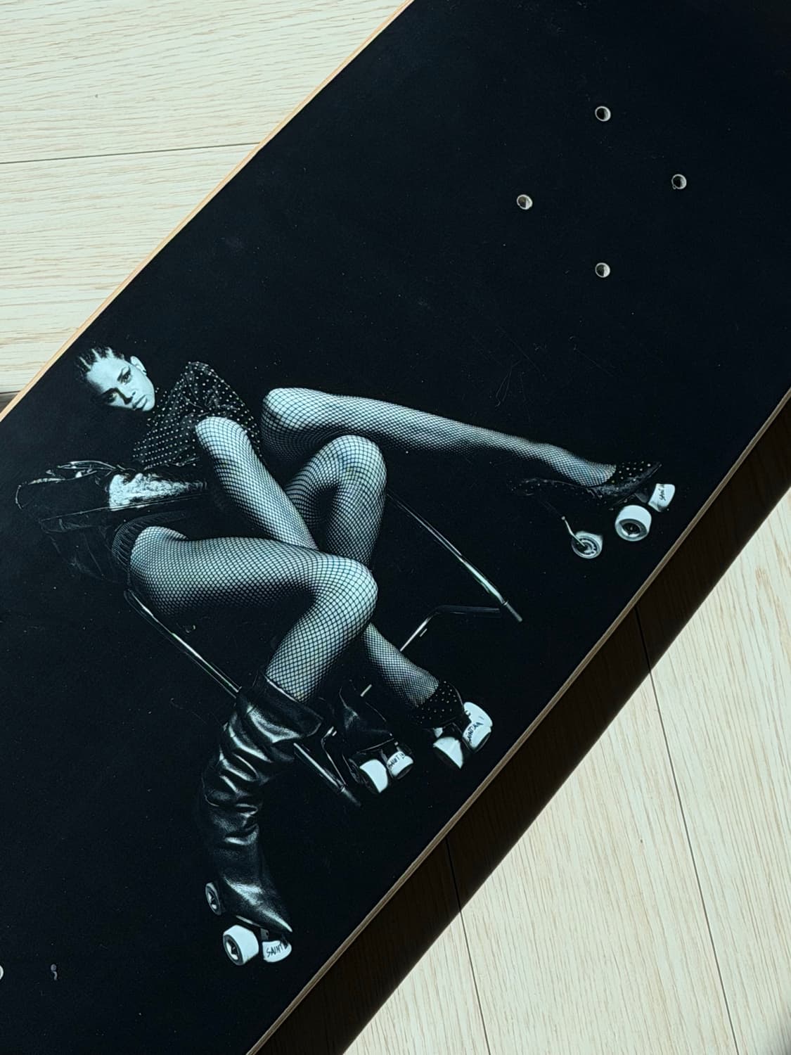 생로랑 한정판 스케이트 보드 상품이미지5