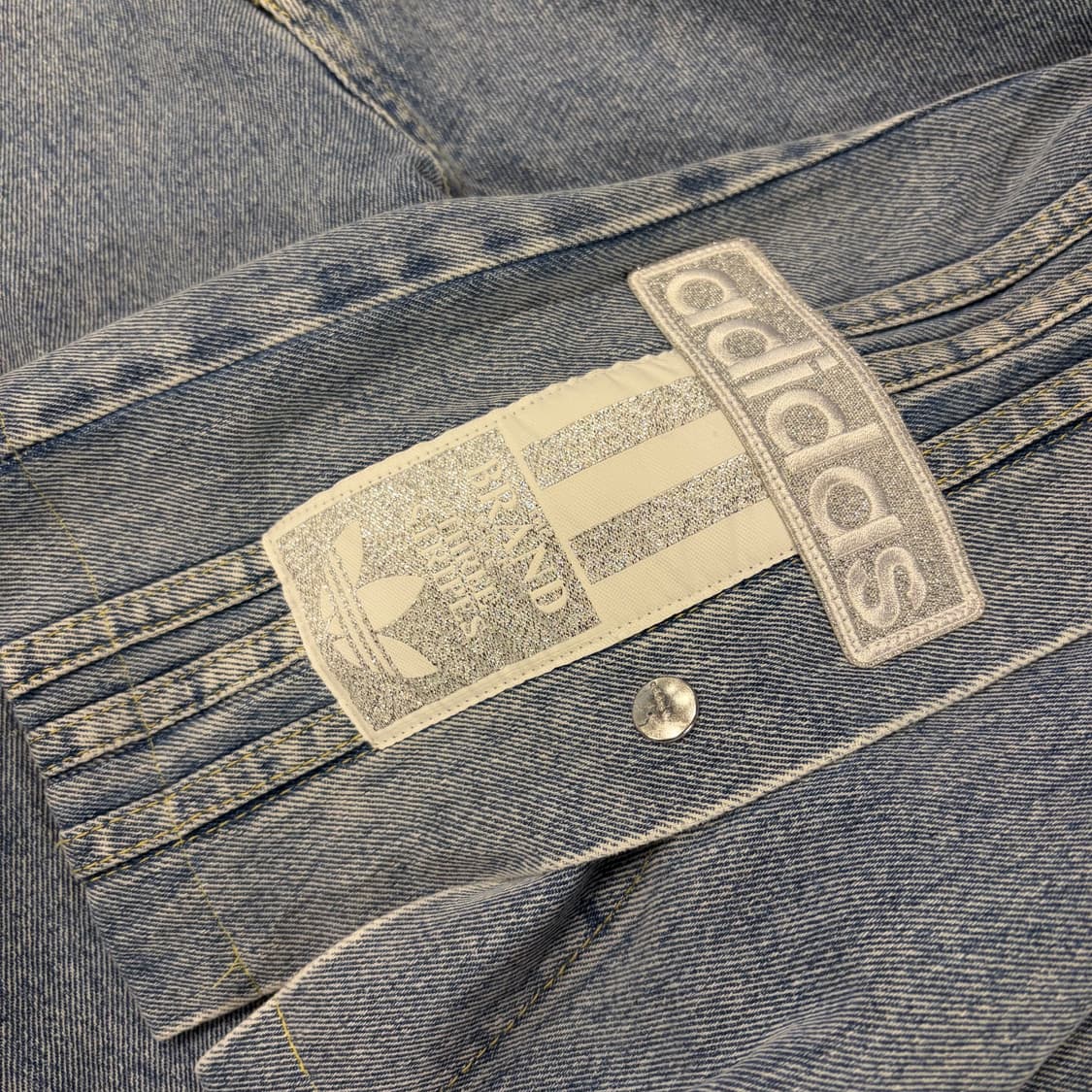 [28] 아디다스 우먼 아디브레이크 데님 와이드 팬츠 D330 상품이미지4