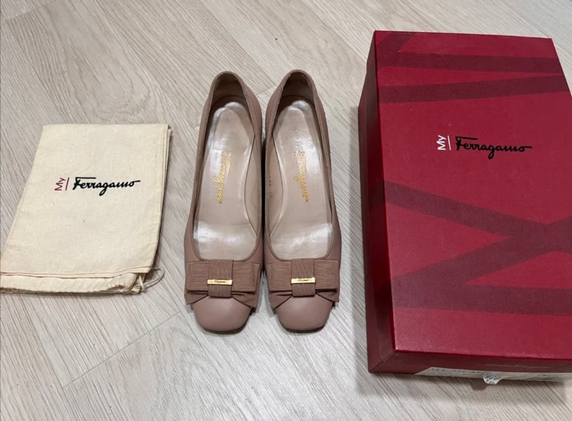 My Ferragamo 마이 페라가모 My Muse_핑크 리본 미들힐 슈 상품이미지1