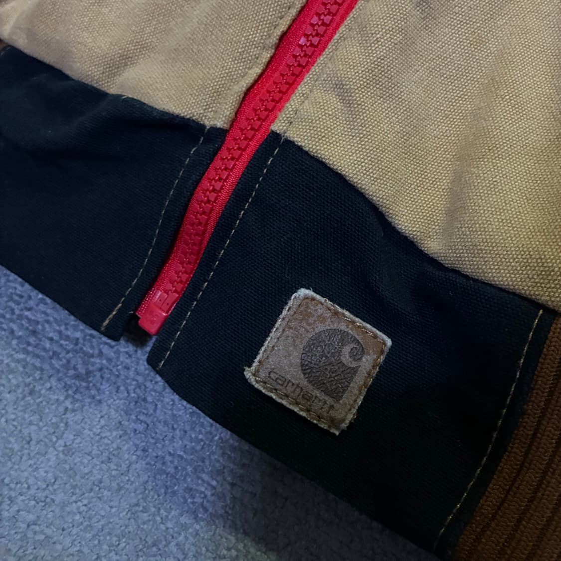 칼하트 패치워크 후드자켓 105 상품이미지2