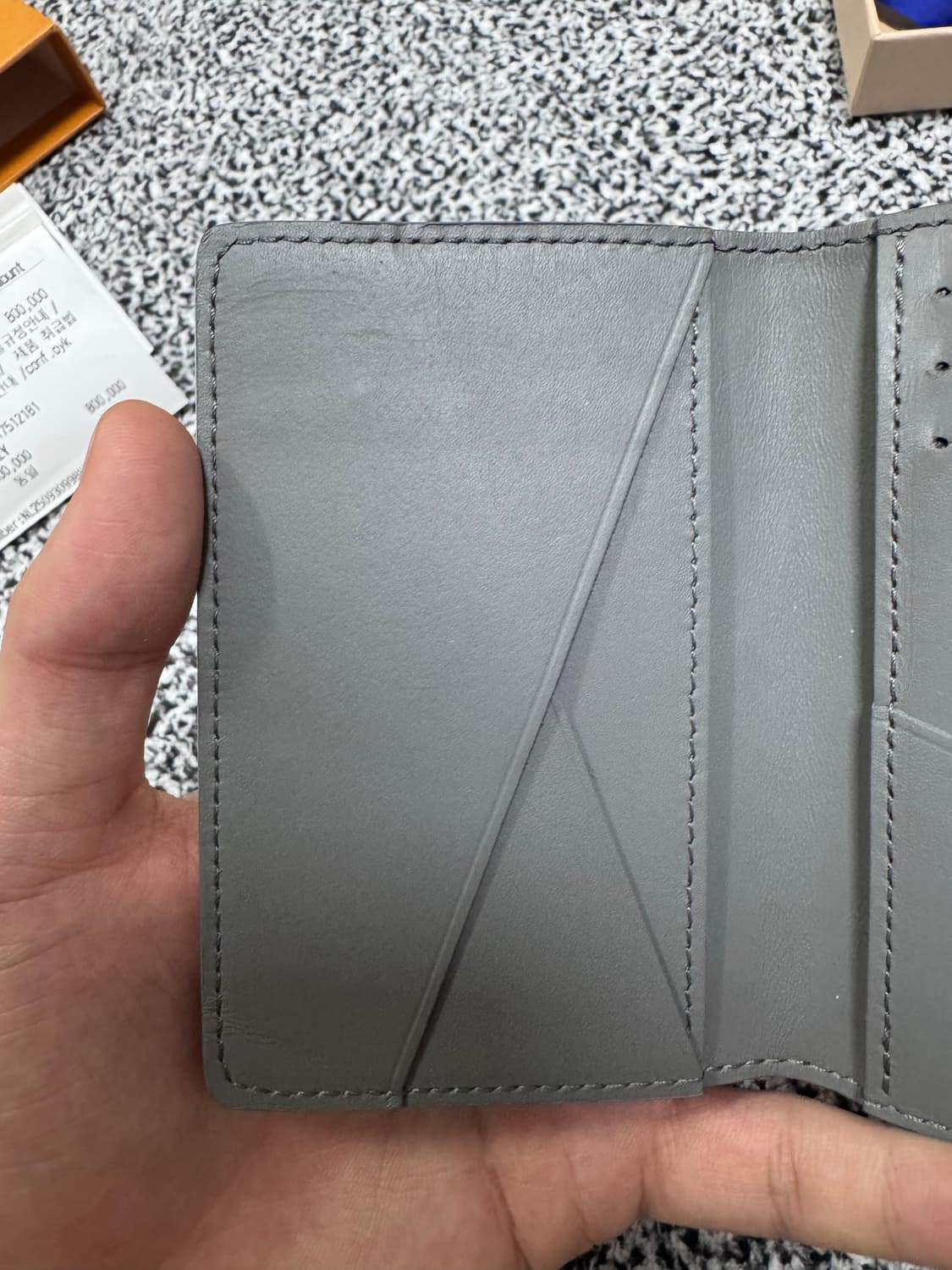 루이비통 쉐도우 오거나이저 그레이 상품이미지3