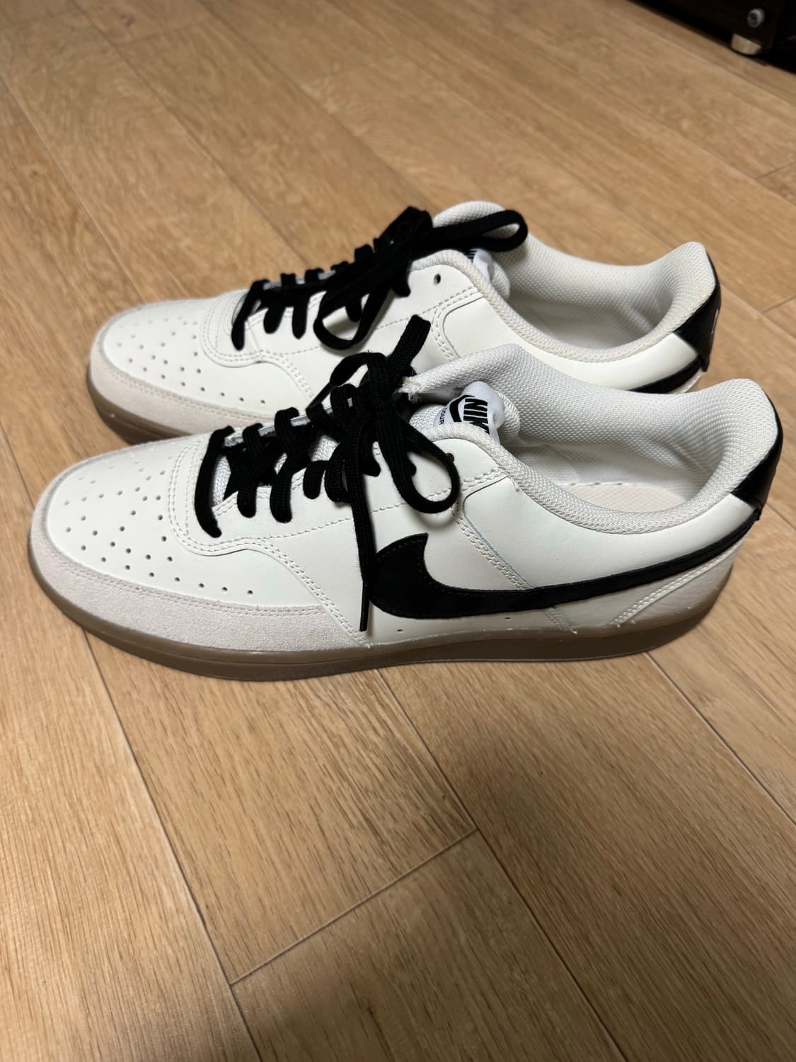 나이키 코트 비전 로우 새상품 상품이미지2