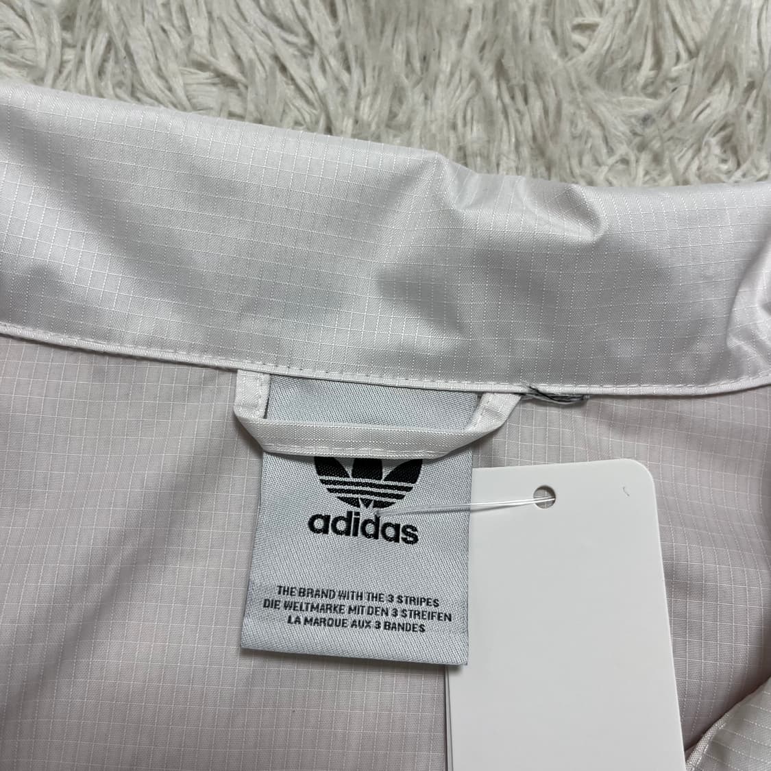 Adidas white lock-up windbreaker   상품이미지6