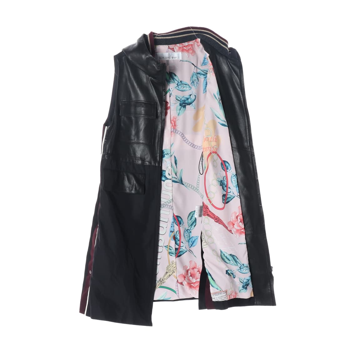 손정완 22FW 양가죽 100% 사이드 버튼 슬릿 베스트 재킷  조끼
 상품이미지2