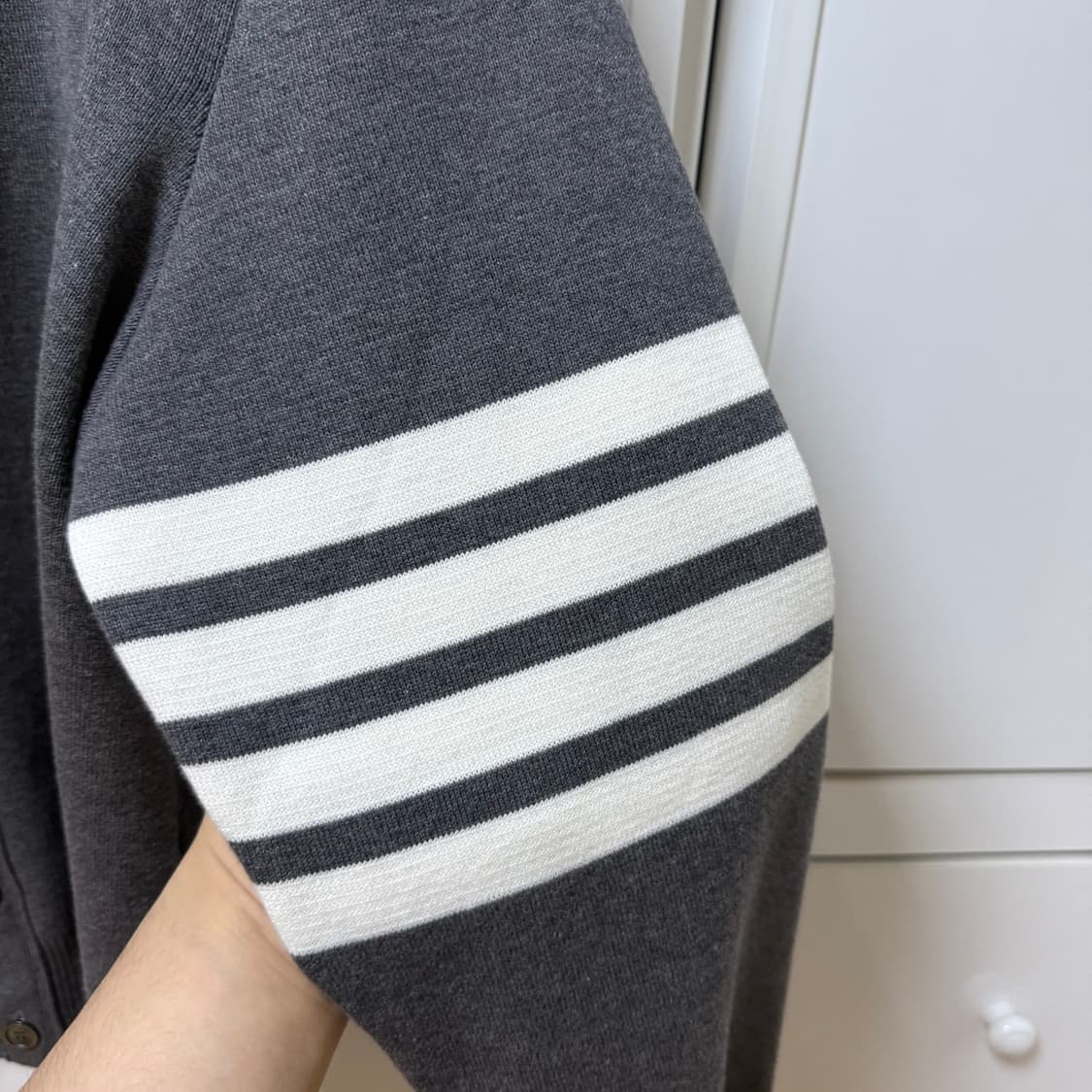 톰브라운 사선완장 밀라노스티치 가디건
4사이즈  상품이미지4