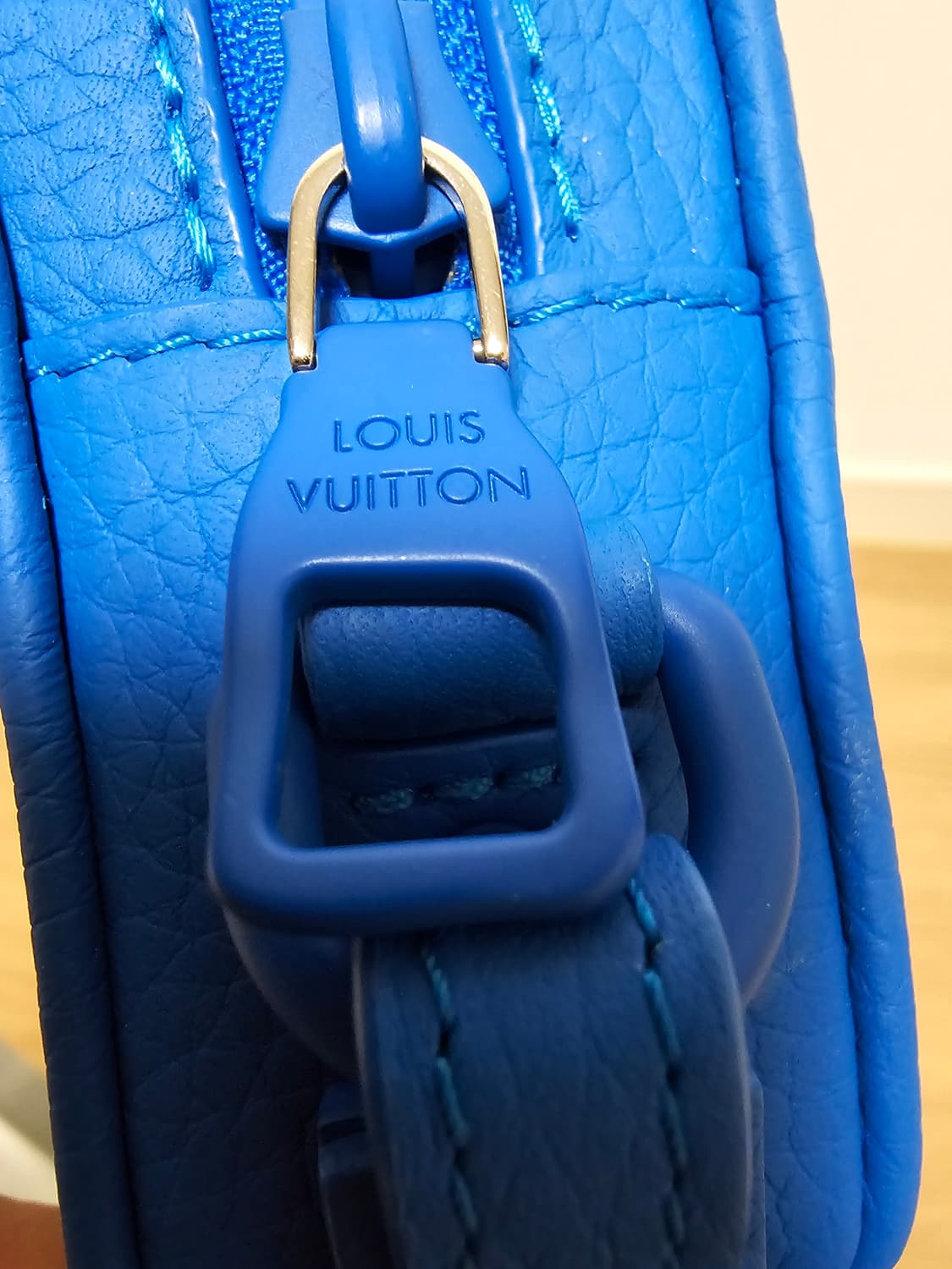 루이비통 버질아블로 한정판 포쉐트 볼가 블루체인 (새상품) 상품이미지7