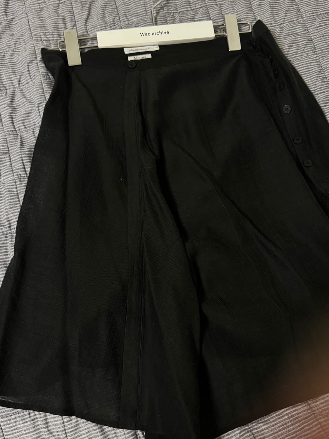 미세키서울 Button layered wrap skirt BLACK 상품이미지3