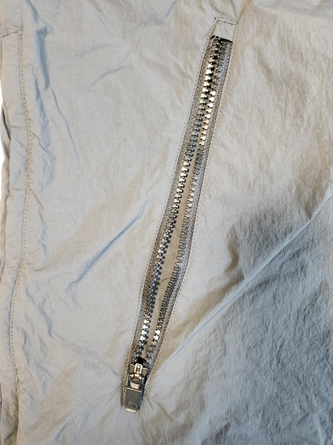 새상품급)아이더 고어택스 윈드스토퍼 우븐 반집업 아노락 사이즈xxl

오 상품이미지6