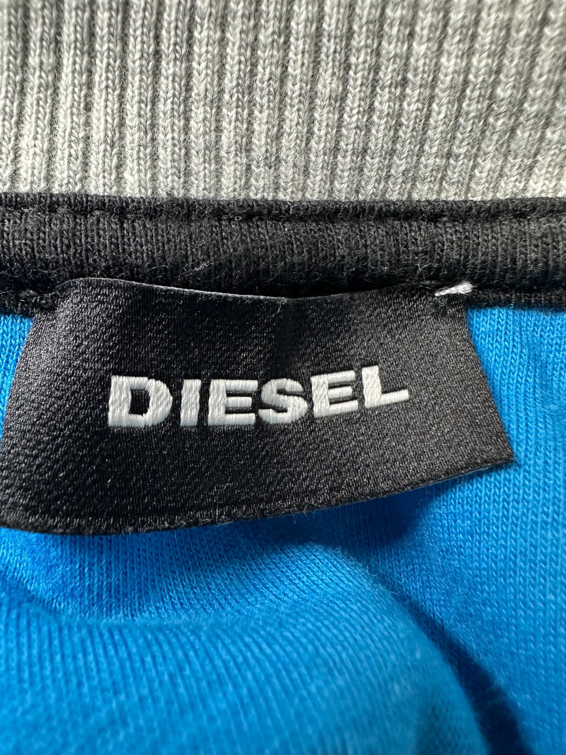 디젤 디스트로이드 맨투맨 스웻셔츠 상품이미지5