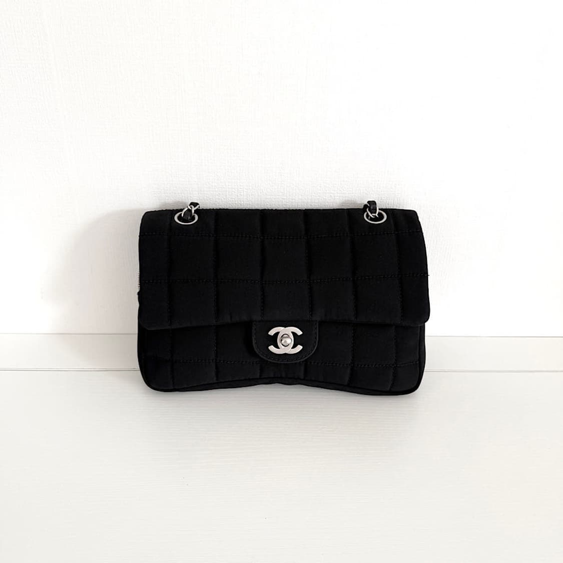 정품 샤넬 클미 클라 포코노 초코바 패브릭 숄더백 상품이미지3