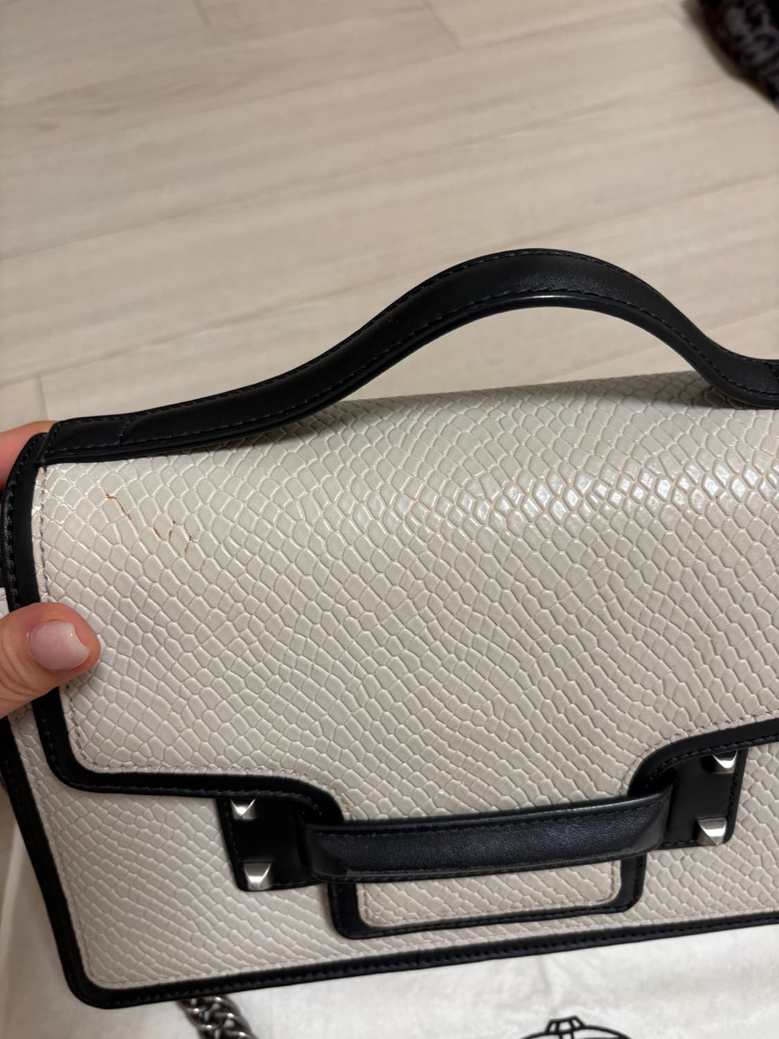 덱케 레슬리백 상품이미지4